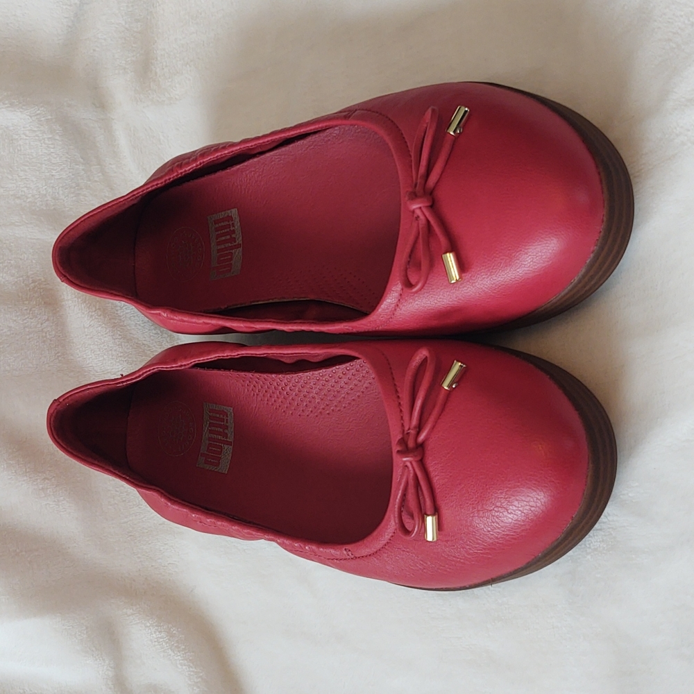 Fitflop size 8.5 ballerina supercomff red